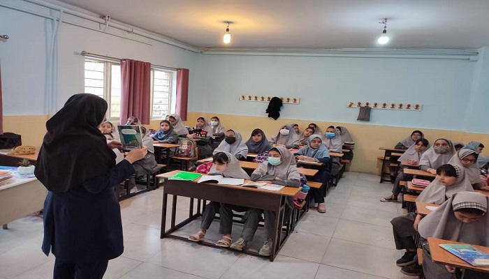 حضور در مدارس برای ترویج کتابخوانی